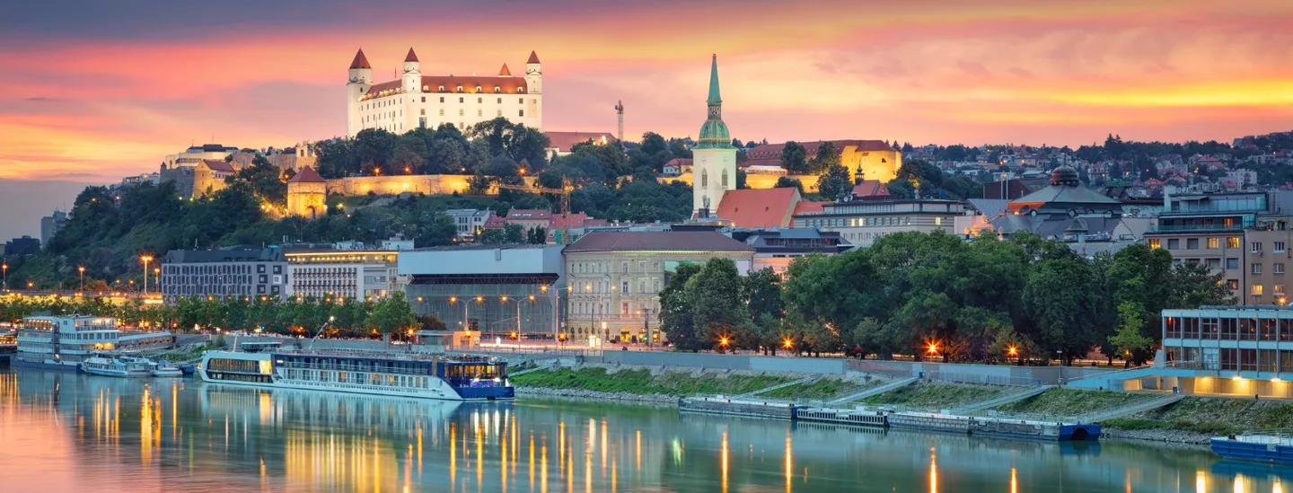 Cómo Elegir un Crucero Fluvial · Europa - Bratislava y el Danubio
